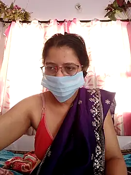 Snapshot of thanusi_2 chatting on May 2026 05:35:02 AM thanusi 2 online show from May 2026 05:35:02 AM