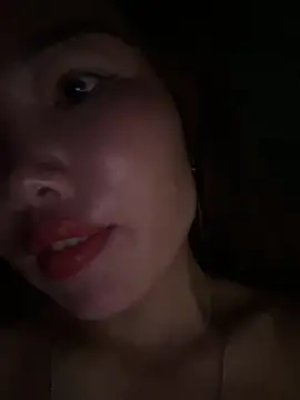 Snapshot of Sunny_lotus chatting on October 2025 10:22:02 PM Sunny lotus online show from October 2025 10:22:02 PM