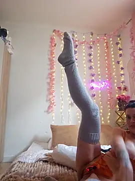 Mila Luciphya online show from February 2026 12:37:01 PM