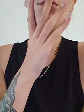 Mila Luciphya online show from May 2026 04:27:02 PM