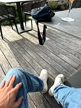 Manu97k online show from September 2025 02:40:01 PM