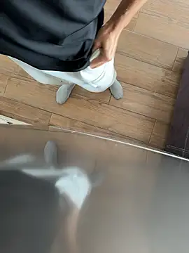 Manu97k online show from January 2026 02:41:01 PM