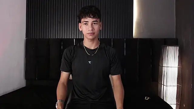 Dominic ghost online show from December 2025 02:05:01 AM