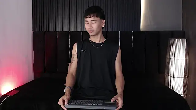 Dominic ghost online show from December 2025 05:05:01 AM