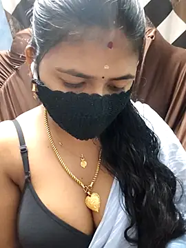 Snapshot of Tamil_Lotus chatting on June 2026 05:18:02 PM Tamil Lotus online show from June 2026 05:18:02 PM