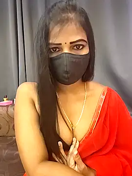 Snapshot of Misss-julli chatting on December 2025 08:52:02 AM Misss-julli online show from December 2025 08:52:02 AM