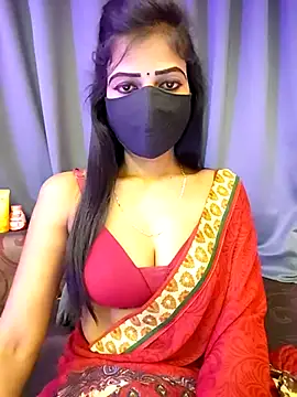 Snapshot of Misss-julli chatting on April 2026 02:39:01 AM Misss-julli online show from April 2026 02:39:01 AM