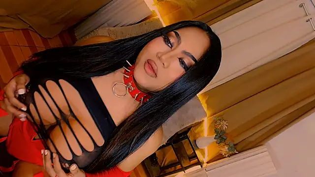 Lilly-lou online show from May 2026 02:11:02 PM
