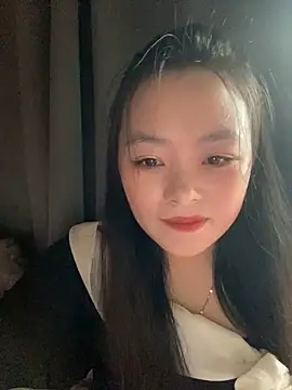 Julia-Elsa online show from September 2025 04:23:01 AM