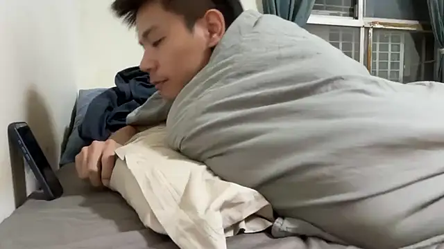 Foxfoxfox4 online show from February 2026 02:49:02 PM