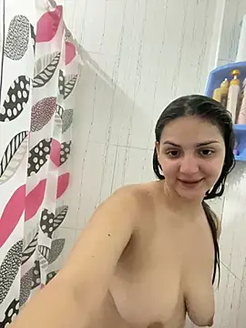 Snapshot of emily_cooper_t chatting on May 2026 04:45:02 PM emily cooper t online show from May 2026 04:45:02 PM