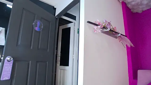 Snapshot of lauren-carterr chatting on September 2025 11:21:01 PM lauren-carterr online show from September 2025 11:21:01 PM