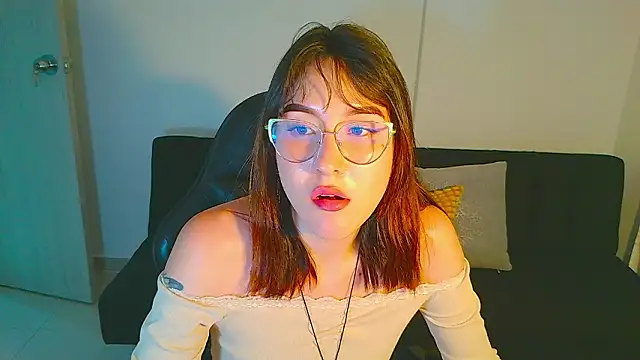 Yulienneg online show from February 2026 11:58:02 PM