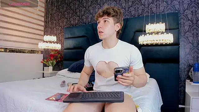 TaylerWhite online show from March 2026 11:43:01 AM