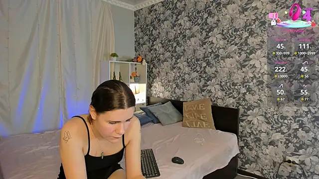 Laila Blarr online show from October 2025 11:10:01 AM