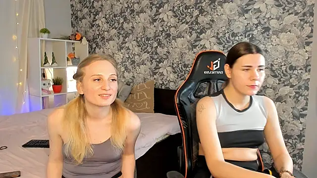 Laila Blarr online show from December 2025 11:08:02 AM