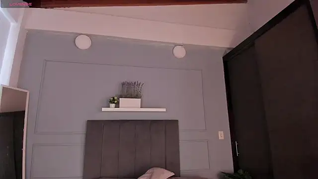 sweet tamara  online show from November 2025 04:18:02 PM