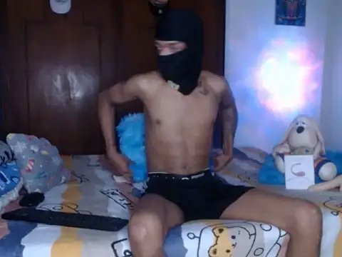 Snapshot of Sexy_hotlatin25 chatting on December 2025 09:32:01 PM Sexy hotlatin25 online show from December 2025 09:32:01 PM