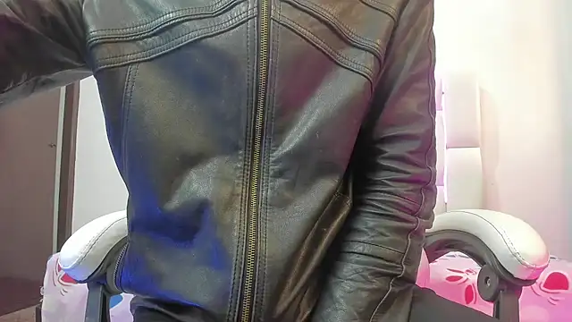 MilkWhore1 online show from March 2026 07:43:02 PM