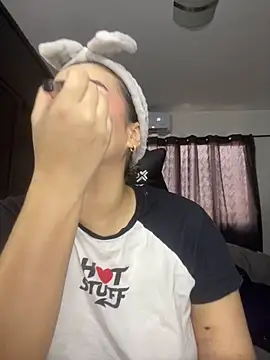 Snapshot of Lana_Herondale chatting on October 2025 08:39:01 PM Lana Herondale online show from October 2025 08:39:01 PM