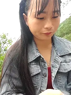 Sunyinn online show from October 2025 11:49:01 PM