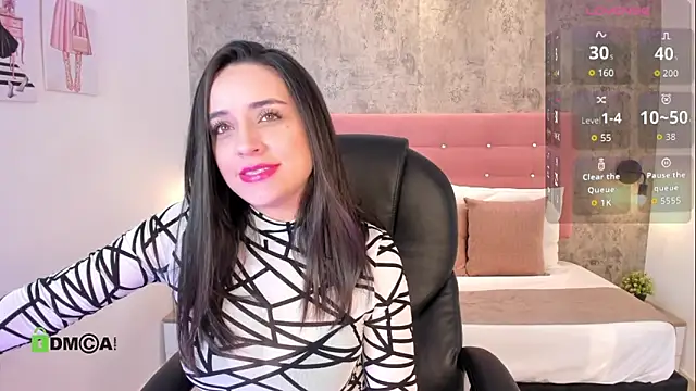 brithanycollins online show from September 2025 12:50:02 PM