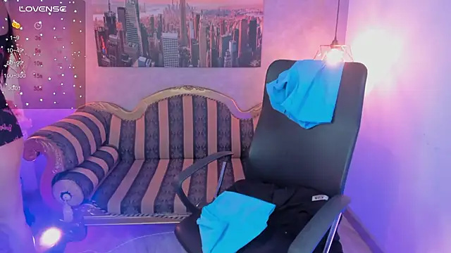 Dali collin online show from November 2025 12:19:02 PM