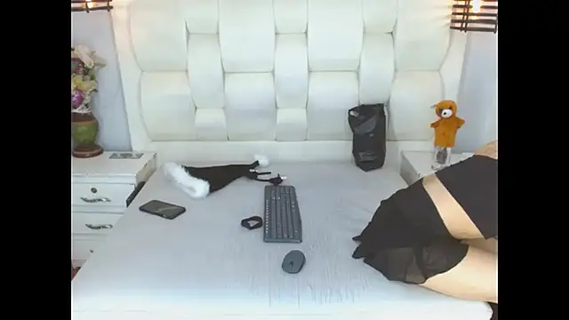 Atley Dolly online show from December 2025 08:47:02 PM