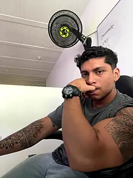 Snapshot of Nicolasmontoya16 chatting on September 2025 08:08:01 PM Nicolasmontoya16 online show from September 2025 08:08:01 PM
