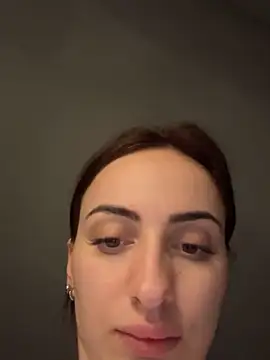 AuraPure online show from December 2025 05:39:02 AM