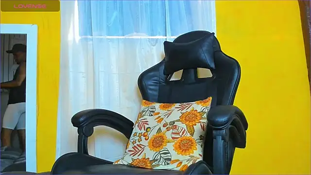 Alex bigcock11  online show from December 2025 04:11:01 PM