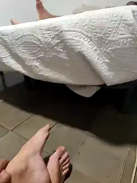 parejita888 online show from September 2025 01:10:01 AM