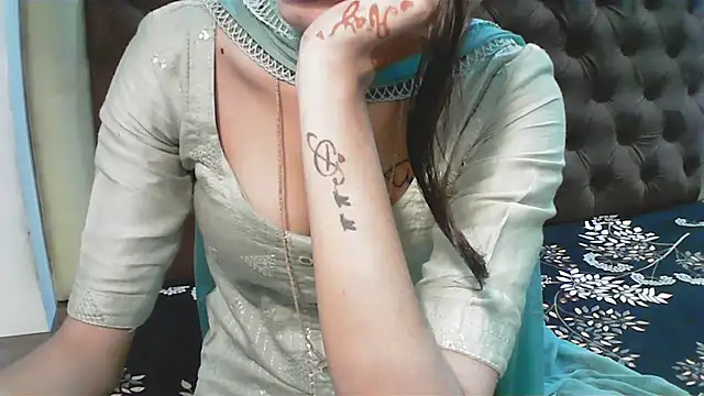 elize   online show from October 2025 02:21:01 AM