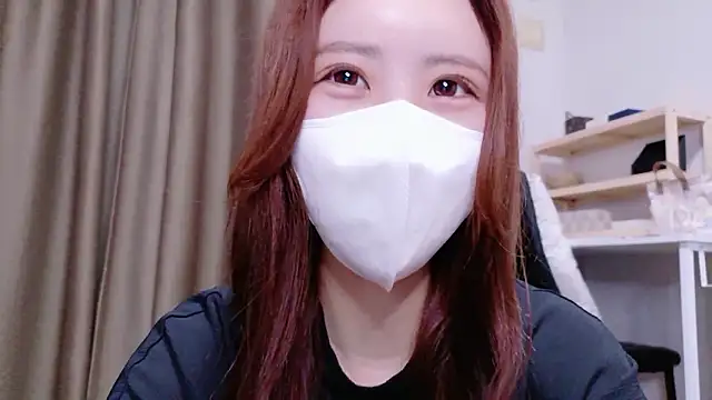 Snapshot of Ema_o0_chan chatting on February 2026 10:00:01 AM Ema o0 chan online show from February 2026 10:00:01 AM