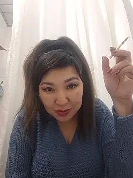 Snapshot of HellaWerlous chatting on January 2026 02:43:01 PM HellaWerlous online show from January 2026 02:43:01 PM