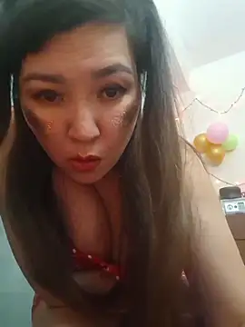 Snapshot of HellaWerlous chatting on February 2026 02:54:01 PM HellaWerlous online show from February 2026 02:54:01 PM