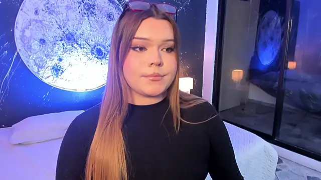 Maxxxine1 online show from October 2025 06:33:01 AM