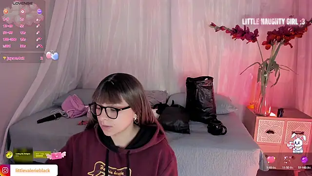 Aurora blaack online show from October 2025 04:37:02 AM