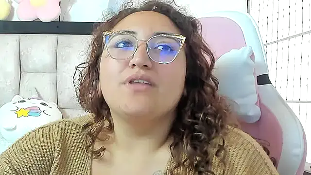 Snapshot of charlloteevans_X chatting on September 2025 04:08:01 PM charlloteevans X online show from September 2025 04:08:01 PM
