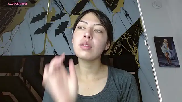 malejahotcs01 online show from December 2025 01:05:02 PM