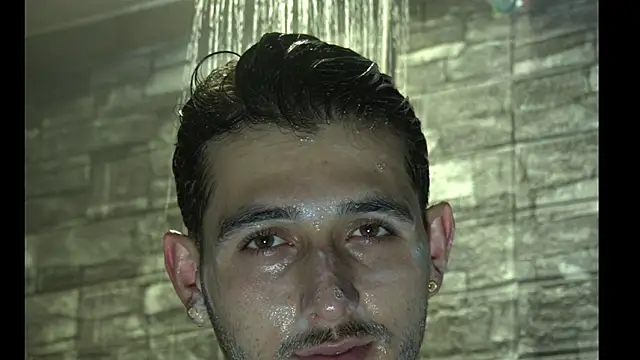 Snapshot of alejo__323__ chatting on June 2026 03:25:01 AM alejo 323 online show from June 2026 03:25:01 AM