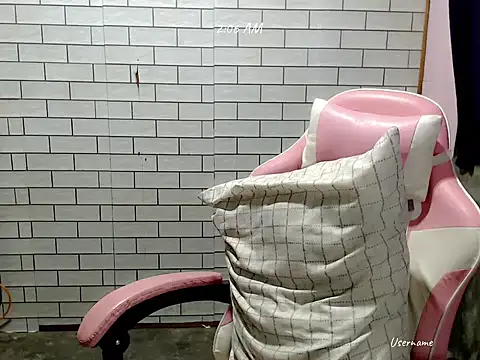 Snapshot of Rainea149 chatting on February 2026 06:07:01 PM Rainea149 online show from February 2026 06:07:01 PM