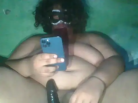 Snapshot of yo21zxz chatting on May 2026 03:37:02 AM yo21zxz online show from May 2026 03:37:02 AM