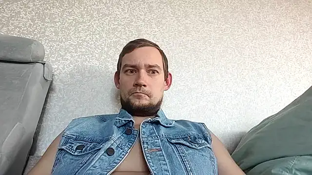 Snapshot of CharlieYeahx chatting on September 2025 01:03:01 PM CharlieYeahx online show from September 2025 01:03:01 PM