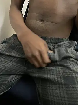 Callmebabyfa53 online show from May 2026 05:23:02 PM