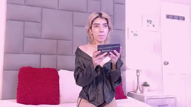 Noah Bells online show from December 2025 11:47:01 AM