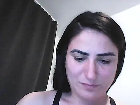 Snapshot of Loara32 chatting on July 2026 07:02:02 PM Loara32 online show from July 2026 07:02:02 PM