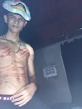 Snapshot of God_Eros_23cm chatting on October 2025 11:17:01 PM God Eros 23cm online show from October 2025 11:17:01 PM