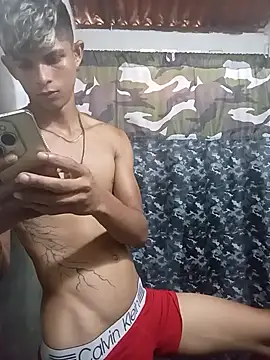 Snapshot of God_Eros_23cm chatting on February 2026 09:26:01 PM God Eros 23cm online show from February 2026 09:26:01 PM