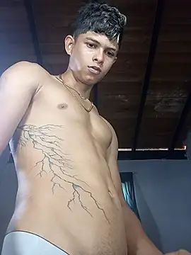 Snapshot of God_Eros_23cm chatting on April 2026 02:33:01 PM God Eros 23cm online show from April 2026 02:33:01 PM